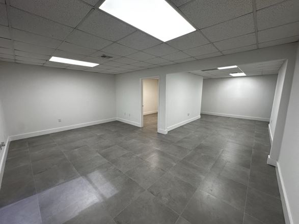 2734 NW 72nd Ave