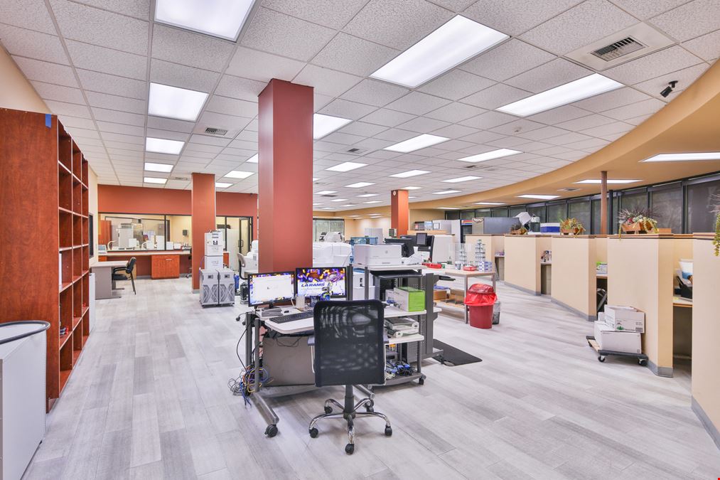 15 Corporate Park