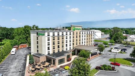 Hotel / Motel space for Sale at 815 S Eisenhower Blvd in Middletown