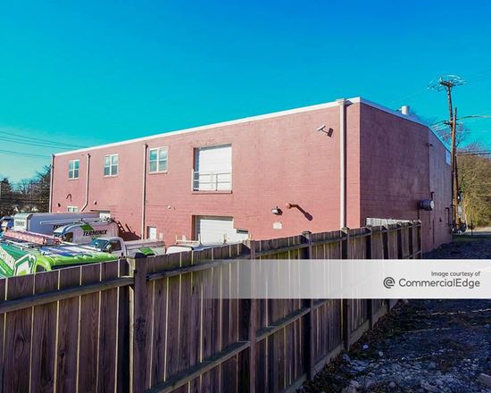 25 Chestnut Street & 12 Meem Avenue