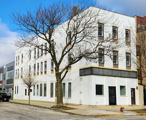 1236 W. Hubbard | West Loop | Corner Retail/Office Space For LEASE