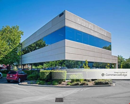 2250 Douglas Blvd
