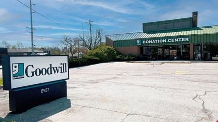 Retail space for Sale at 8927 Columbia Road in Loveland