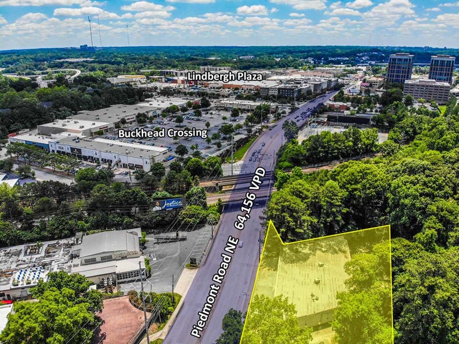 Intown Multi-Tenant Office Opportunity | South Buckhead | ± 13,230 SF | ± 0.91 - 1.46 Acres