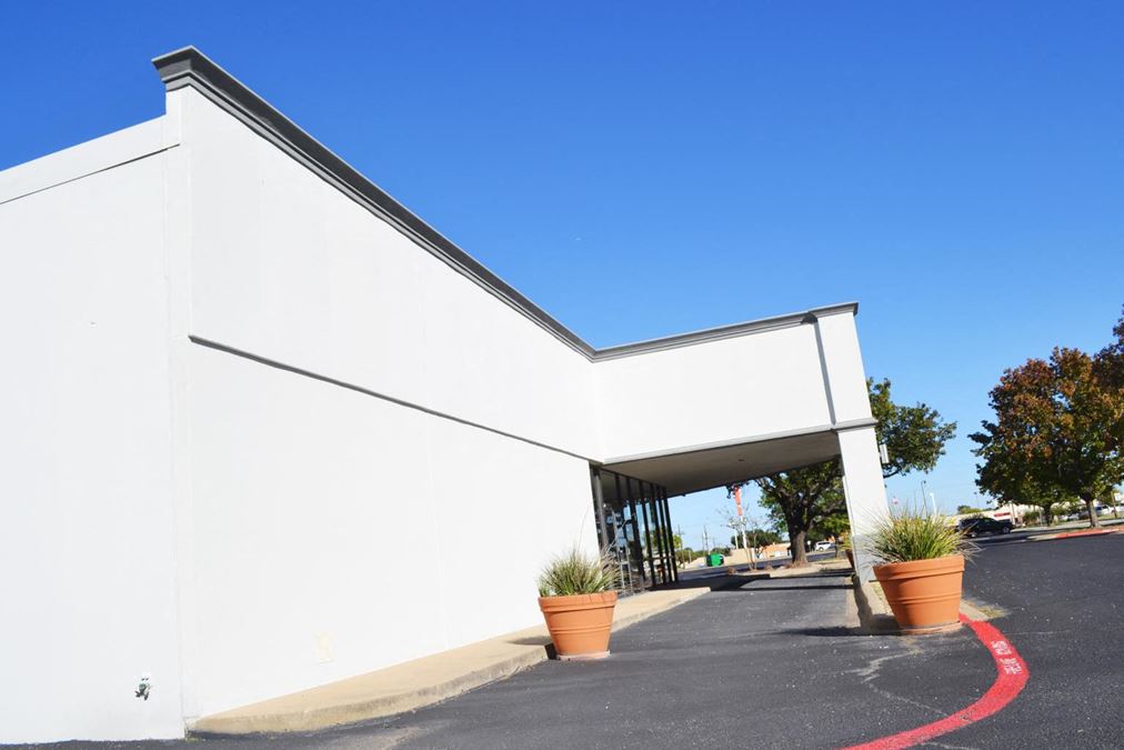 5555 Rufe Snow 5555 Rufe Snow Drive, North Richland Hills, TEXAS