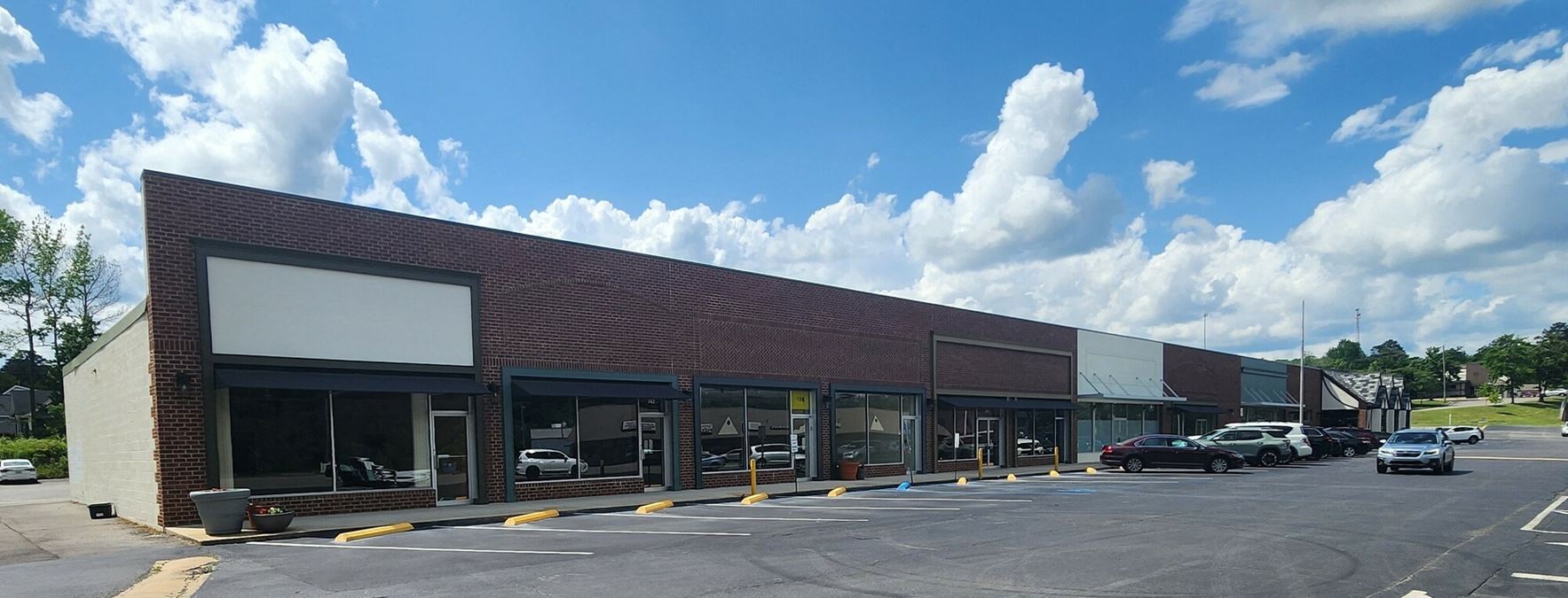 Shades Mountain Plaza