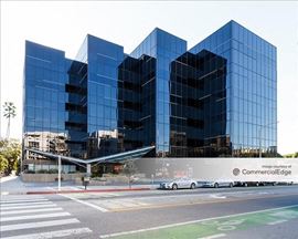 520 Broadway