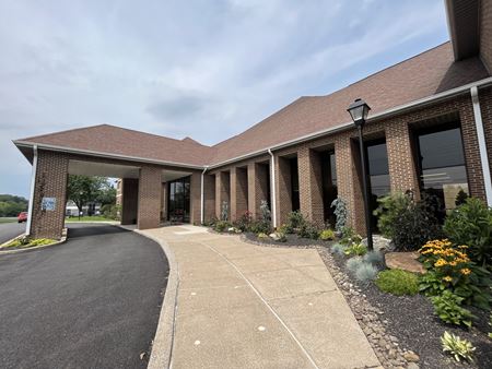 Commercial space for Rent at 845 Sir Thomas Ct in Harrisburg