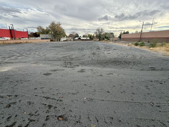 8500 Indian School (Vacant Land)