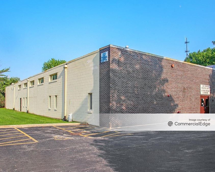 101 West Terra Cotta Avenue, Crystal Lake, IL Industrial Building