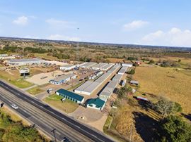 Highway 290 Office + Warehouse