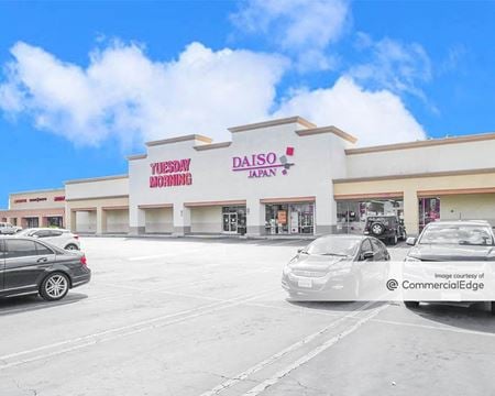 Retail space for Rent at 5500 Woodruff Avenue in Lakewood