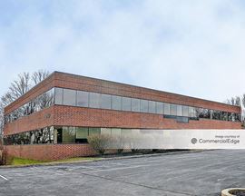 Whiteland Business Park - One Whiteland Plaza