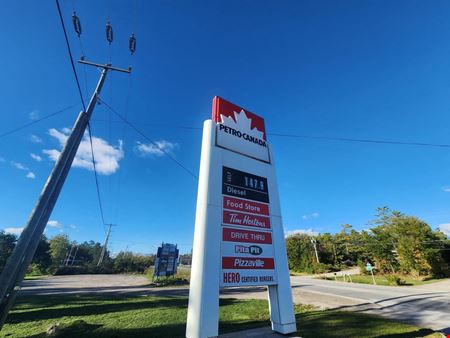 Retail space for Sale at Lone Pine Road in Georgian Bay