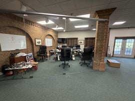 Multi Building Flex Property - Unique Opportunity!