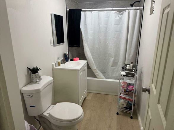 25 Virgil St