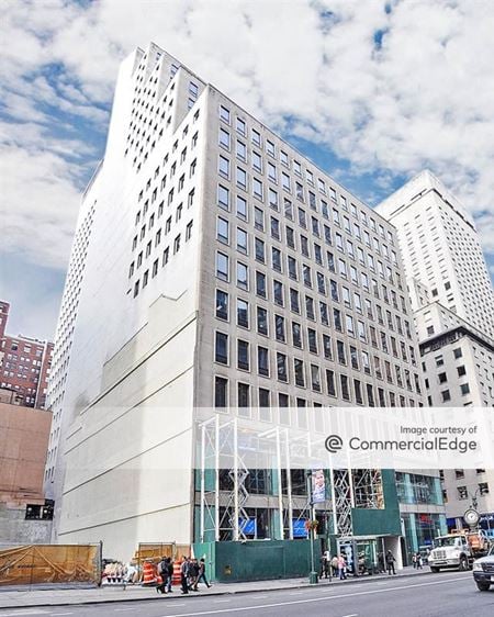 Photo of commercial space at 522 5th Avenue in New York