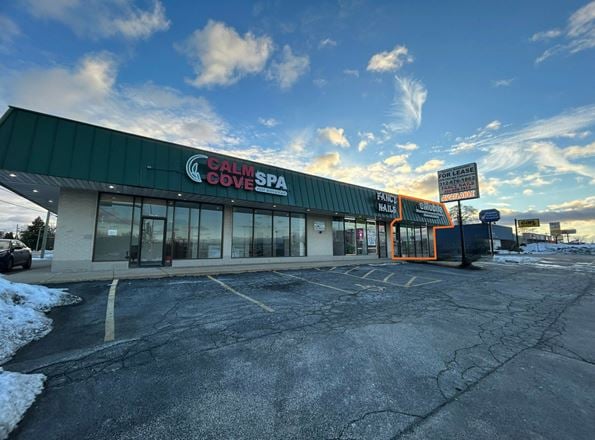 Freestanding Retail Building on North Ave