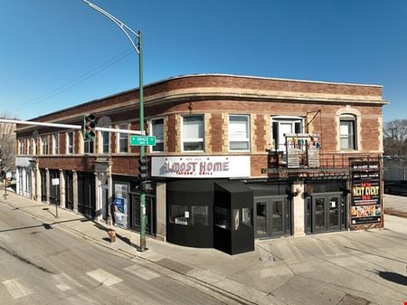 Retail space for Sale at 3801 North Clark Street in Chicago