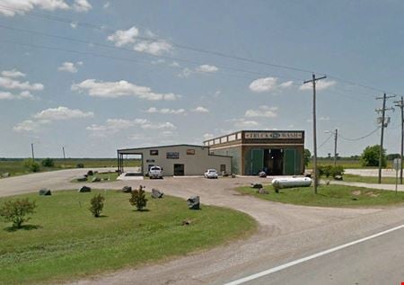 Photo of commercial space at 6798 State Highway 108 in Texarkana