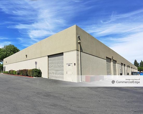 Livermore Airway Business Park - 208-336 Lindbergh Avenue & 324-396 Earhart Way