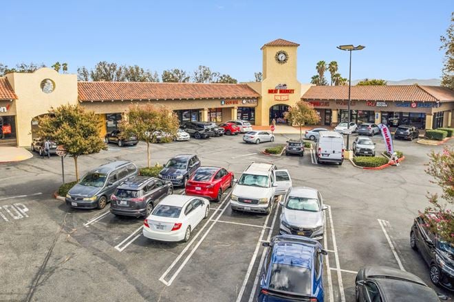 Chino Towne Center Plaza