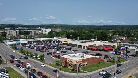 Retail space for Rent at 1950 boul Labelle in St-Jérôme