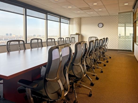 IL, Schaumburg - 1600 Corporate Centre