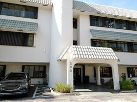 200 West Palmetto Park Road