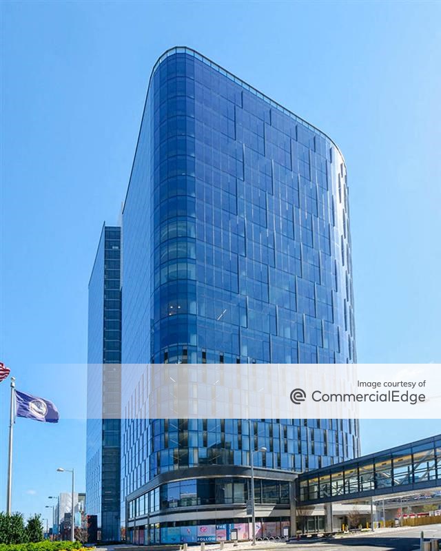 1675 Capital One Dr, Mc Lean, VA 22102