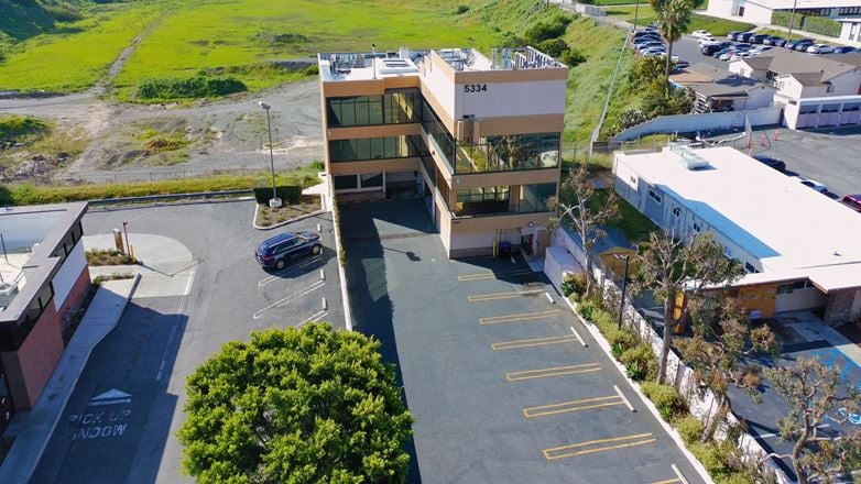 Private Top Floor Office for Lease | ±2,400 SF | Torrance, CA