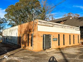 ±3,780 SF Flex Building in Sylvan Neighborhood