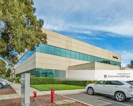 Gateway Crossing - 2 Corporate Drive