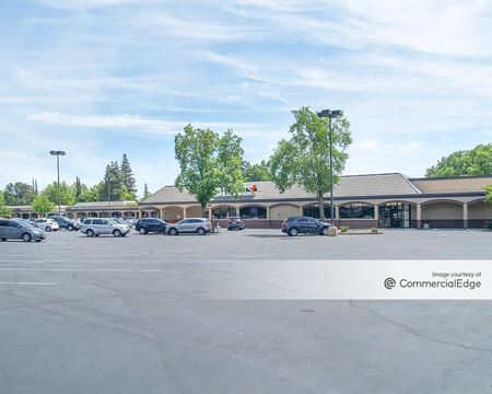 Glenbrook Shopping Center - Sacramento