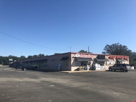Retail space for Rent at 300-340 S. Greenwich Road in Wichita