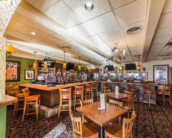 AUCTION: Quality Inn & EconoLodge | 202 Rooms | 14.58 AC | Erie PA