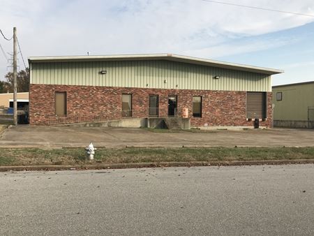 1916 Vanderhorn Dr - Memphis