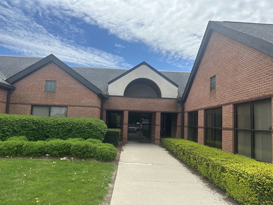 Anchor Bay Professional Plaza