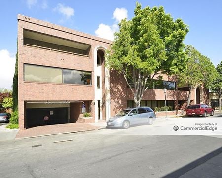 Photo of commercial space at 435 Tasso Street in Palo Alto