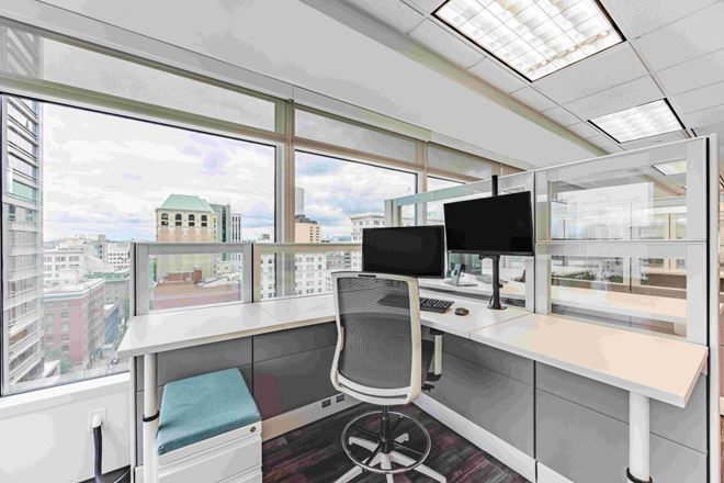 CoWorking PDX at Fox Tower - 805 SW Broadway