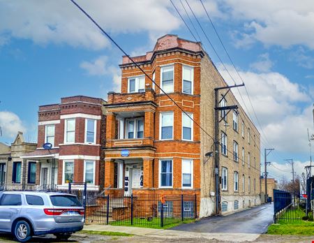 Multi-Family space for Sale at 1143 South Saint Louis Avenue in Chicago