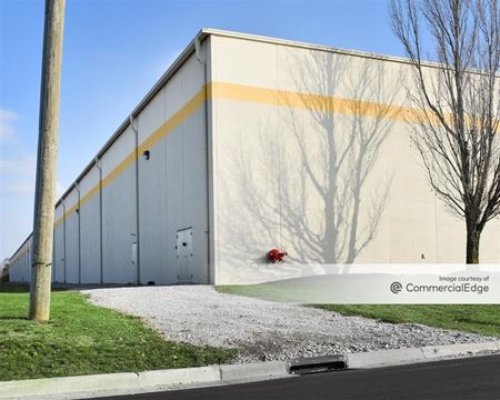 Photo of commercial space at 4531 Industrial Center Drive in Obetz