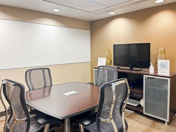 NH, Nashua – One Tara Boulevard