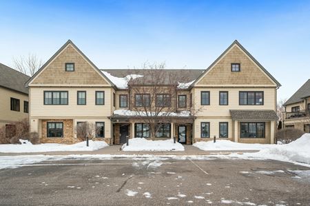 Beautiful Two-Level Medical / Professional Office Condo at Beacon Shore Office Park on Armstrong Lake - Oakdale