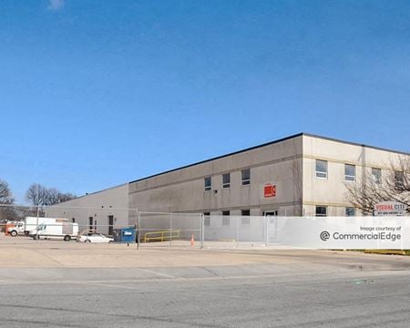 Industrial space for Rent at 301 Henry Street in Lindenhurst
