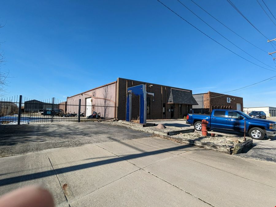 3270 Holeman Ave