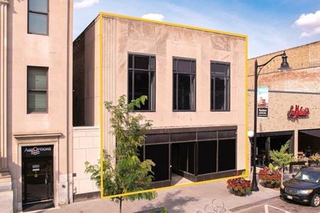 Retail space for Rent at 1044 Lake Street in Oak Park