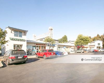 Bridgeside Shopping Center