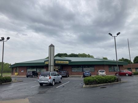 Photo of commercial space at 3840 Center Rd. in Brunswick