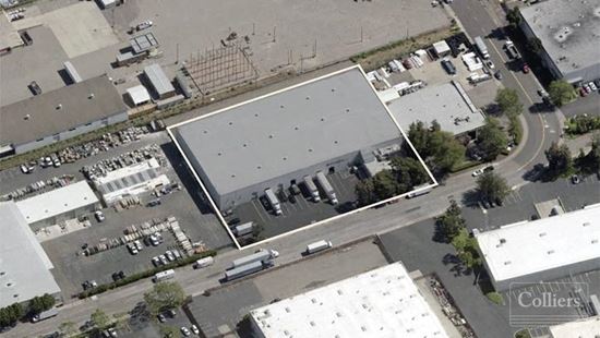 LIGHT INDUSTRIAL BUILDING FOR SALE